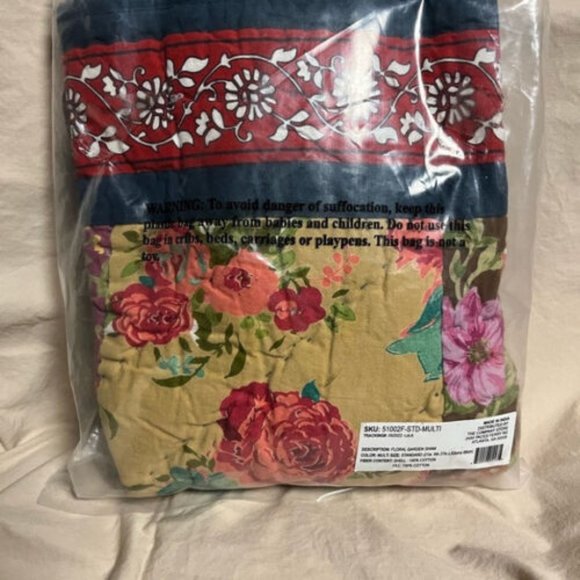 The Company Store Garden Floral Handcrafted Patchwork Sham- Standard size - Picture 2 of 3